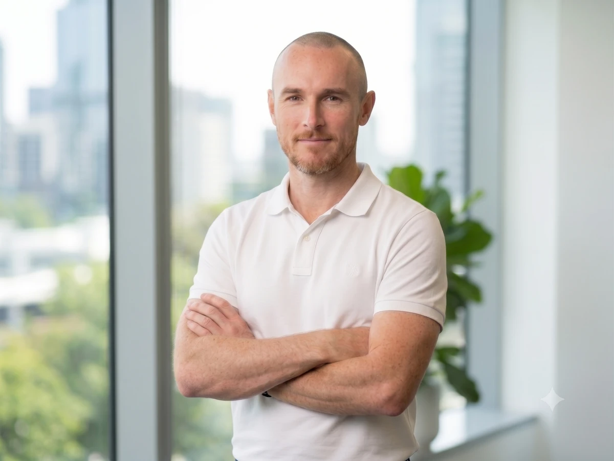 Portrait of Mike, the person behind nthgen